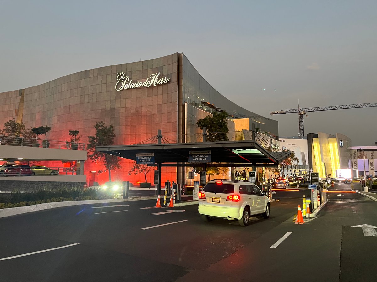 Centro Comercial Perisur - Gallery Photo 1