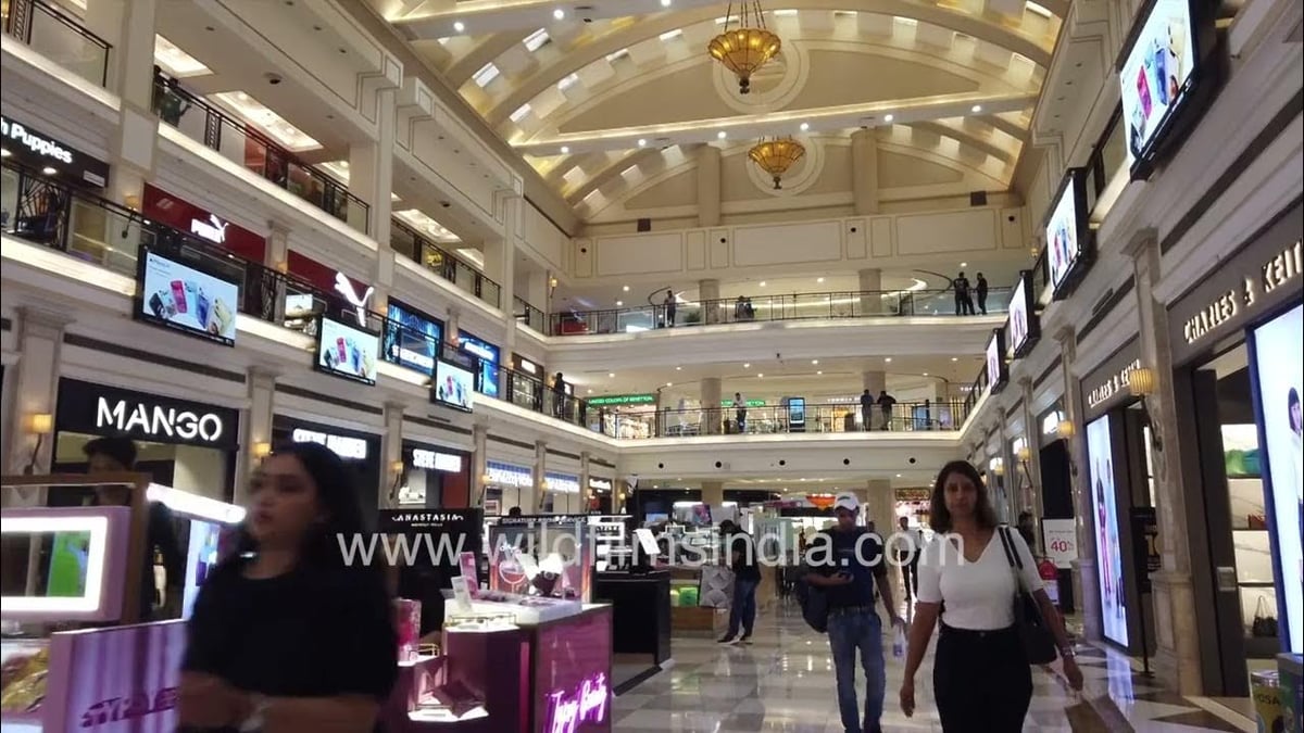 Dlf Promenade - Gallery Photo 6