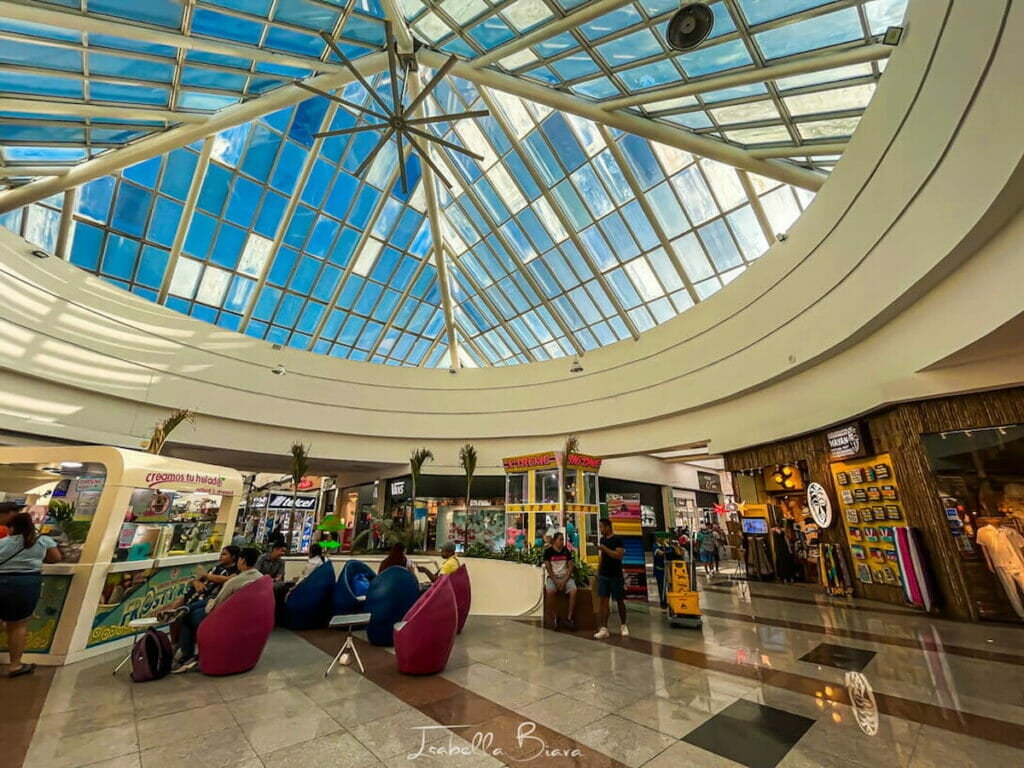 Plaza Las Américas - Gallery Photo 3