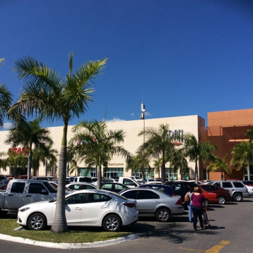 Plaza Del Sol - Gallery Photo 3