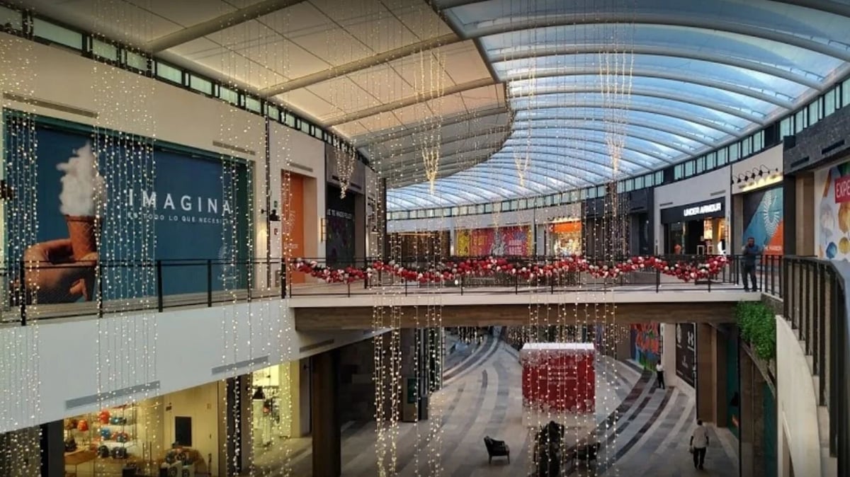 Plaza Del Sol - Gallery Photo 4
