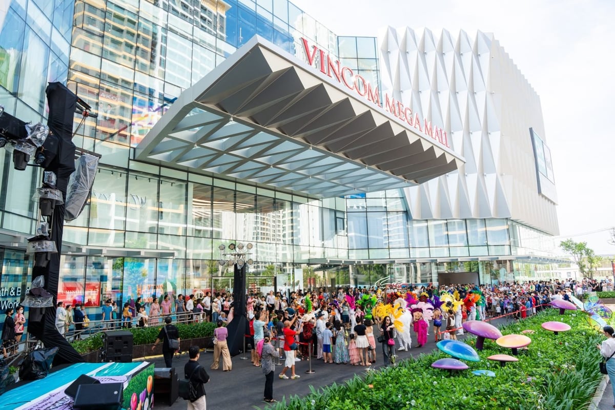 Vincom Mega Mall Grand Park - Gallery Photo 1