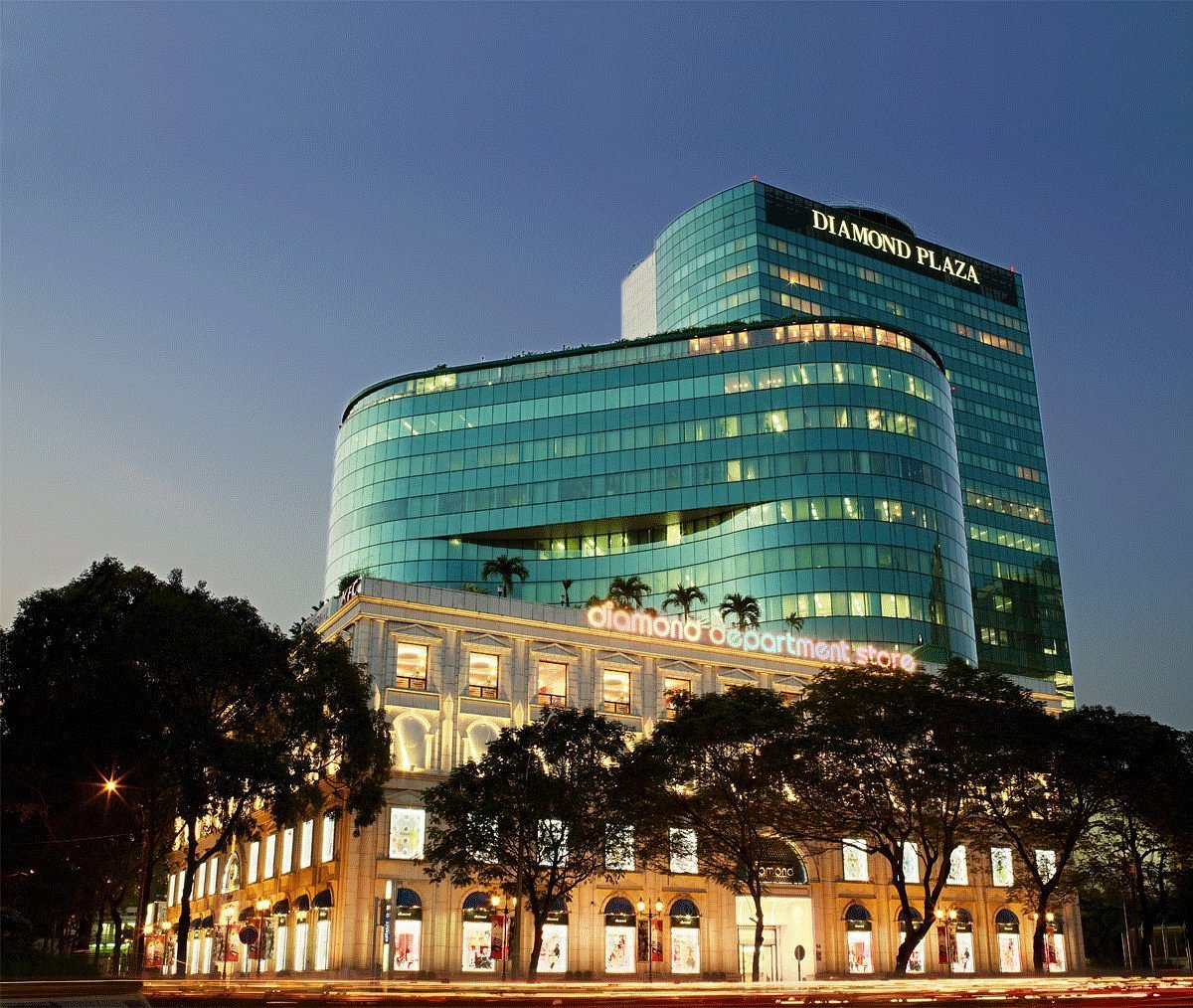 E Town Central - Gallery Photo 3