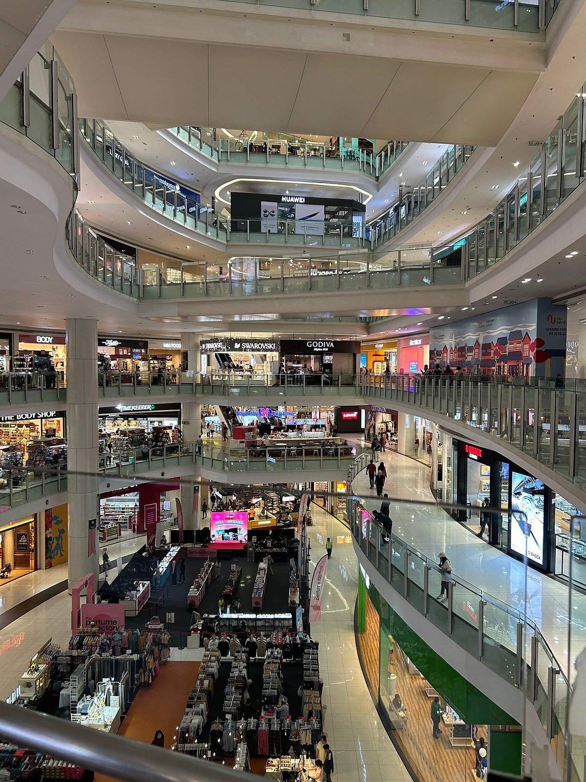 Nu Sentral - Gallery Photo 3