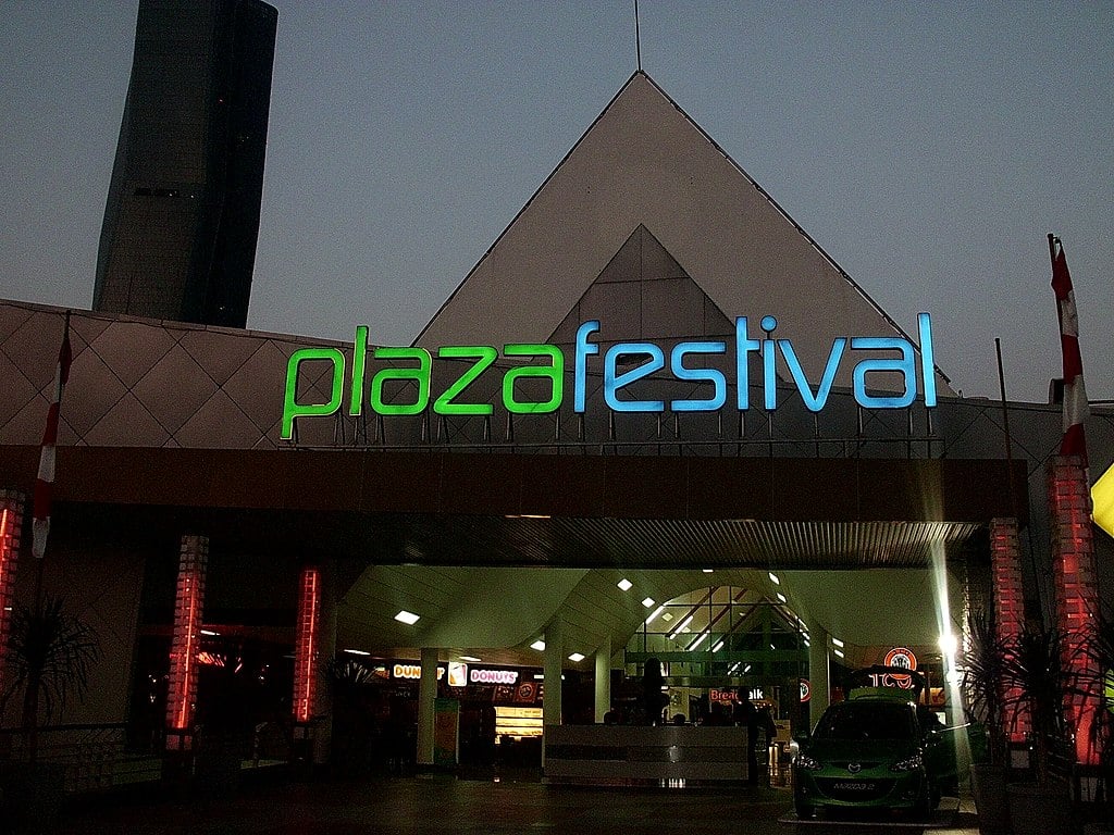 Epicentrum Walk - Gallery Photo 3