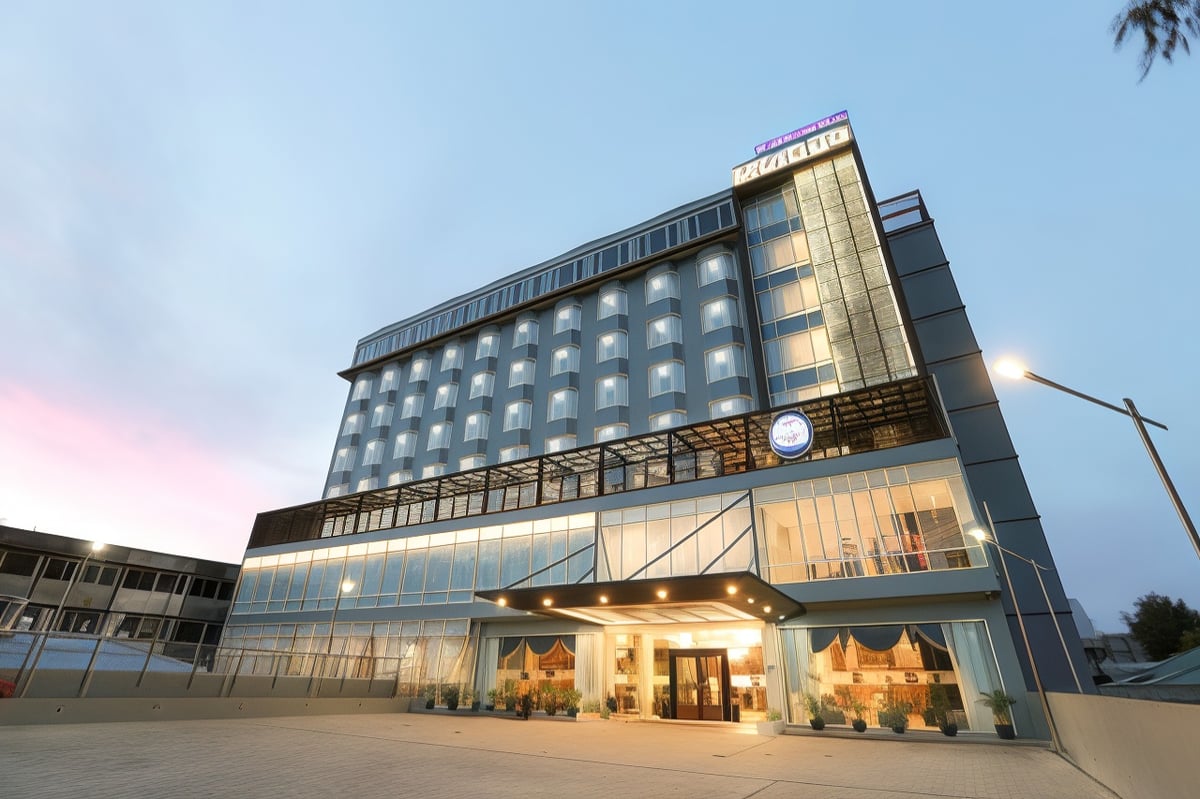 Plaza Muraya - Gallery Photo 2