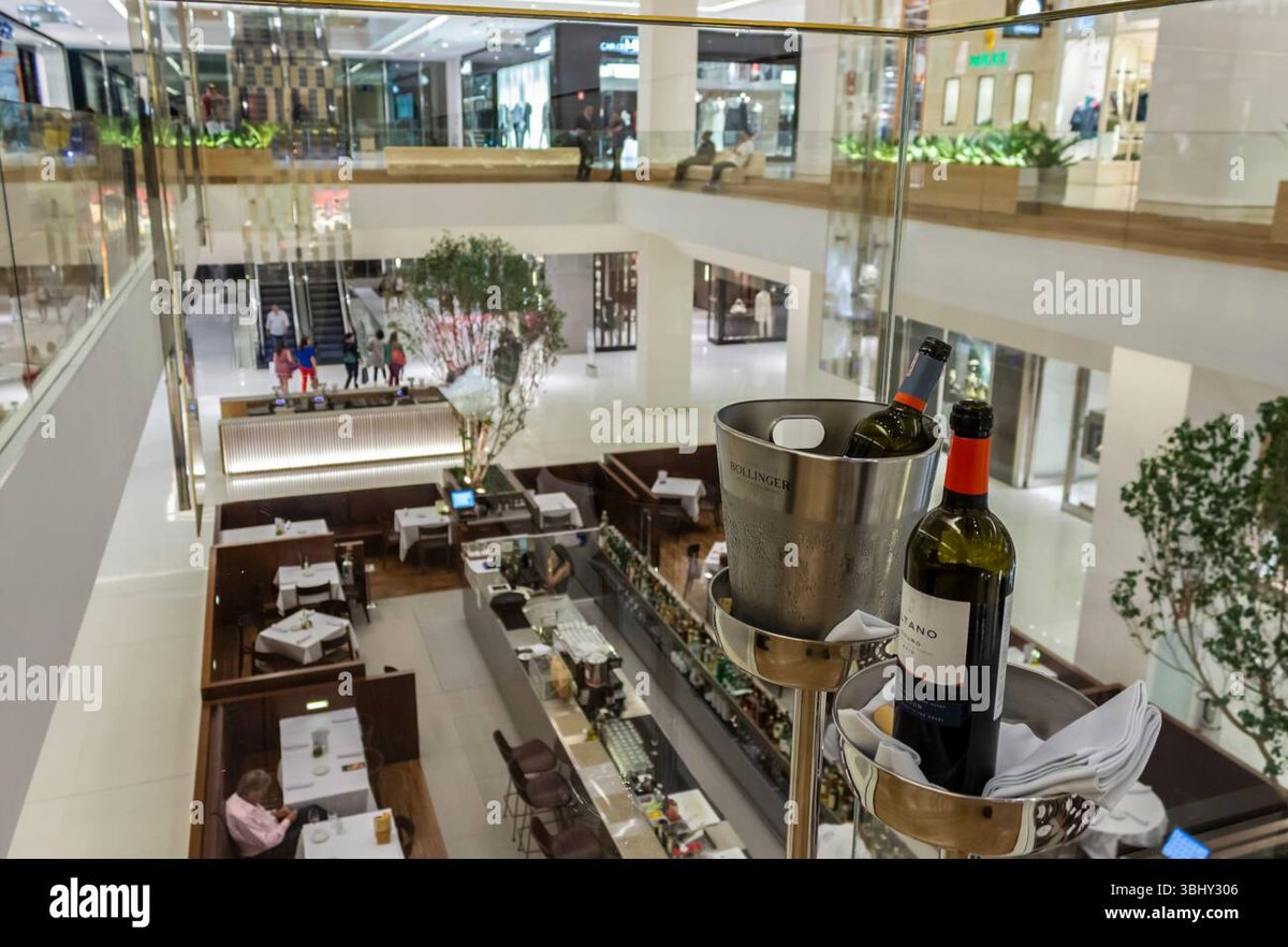 Shopping Vila Olímpia - Gallery Photo 2
