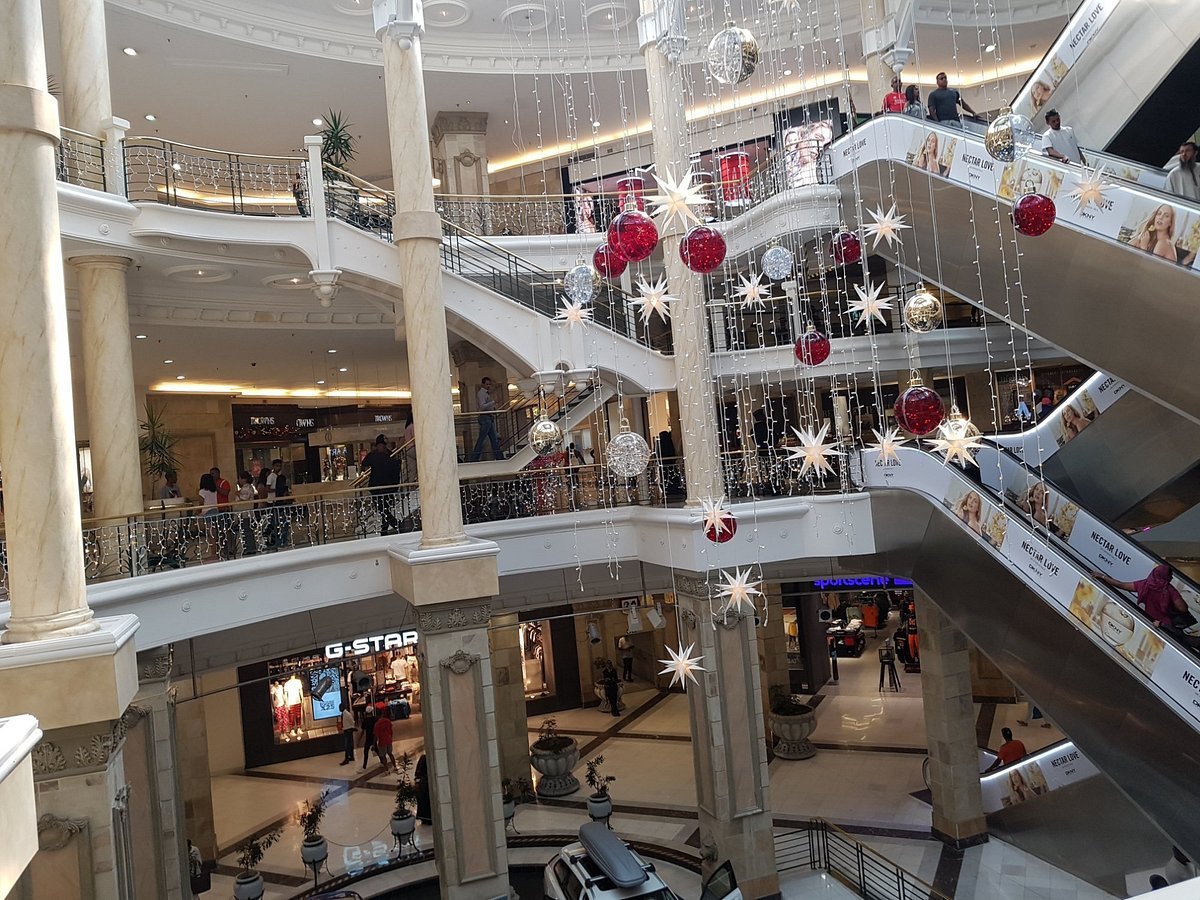 The Pavilion Shopping Centre - Gallery Photo 4