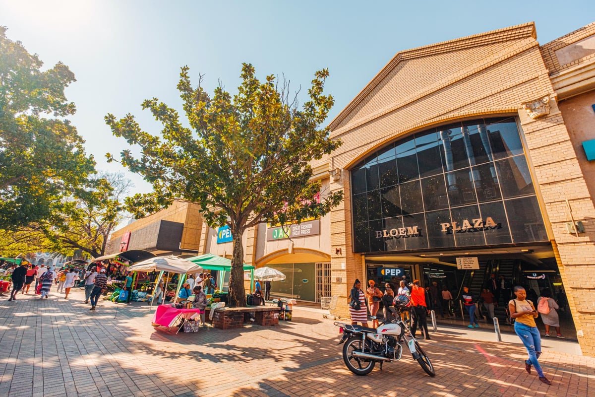 Ruimsig Plaza - Gallery Photo 5