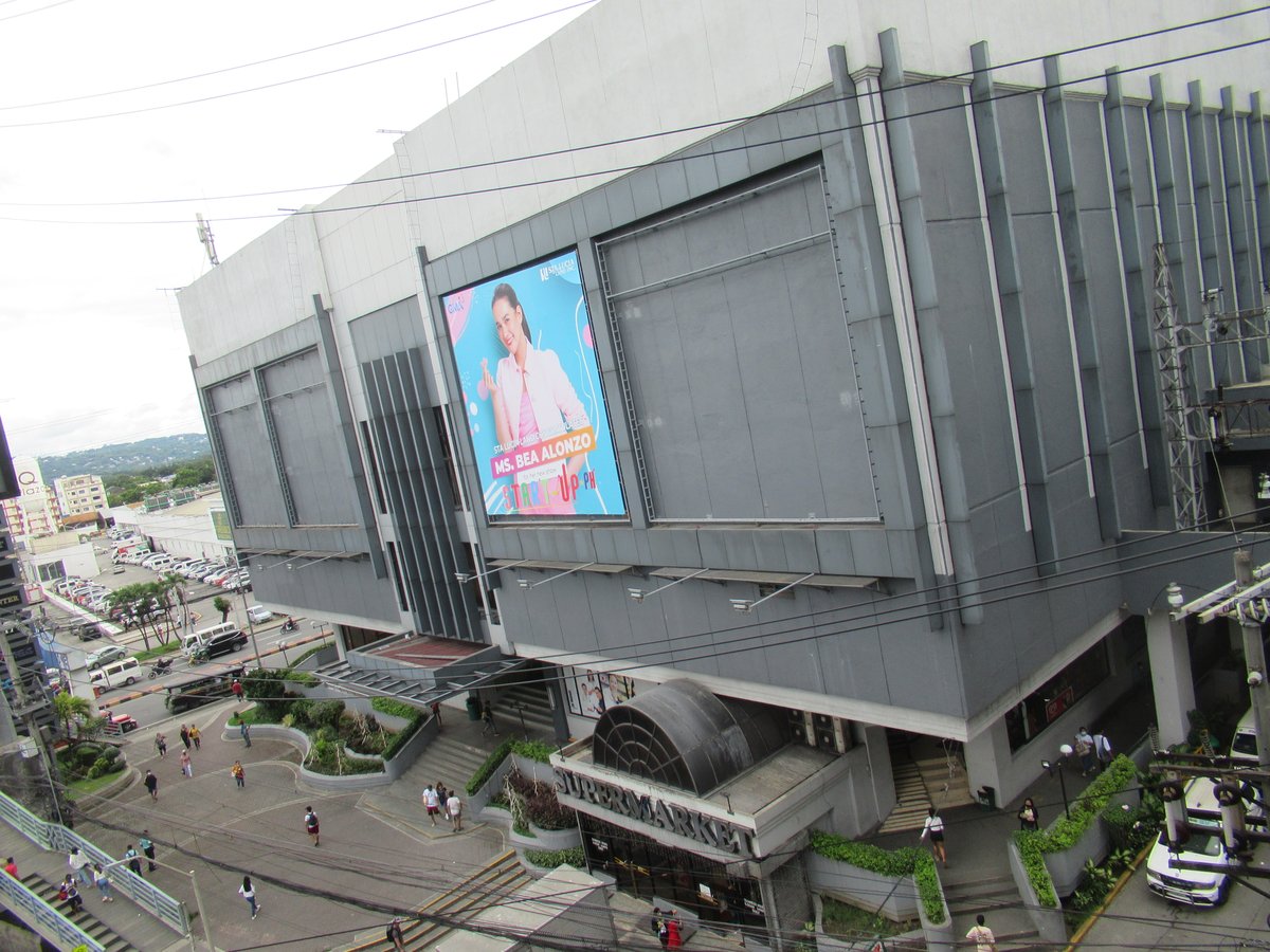 Sta. Lucia East Grand Mall - Gallery Photo 4