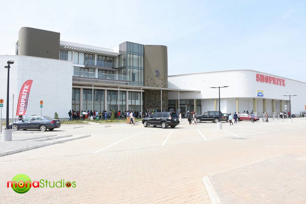 Novare Gateway Mall - Gallery Photo 3