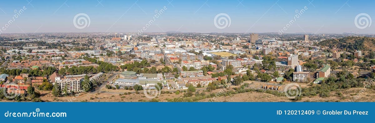 Naval Hill Shopping Centre - Gallery Photo 3