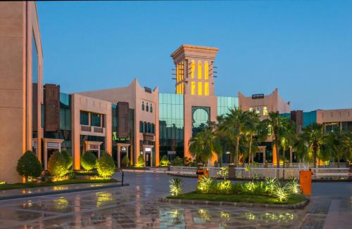 Al Mashreq Mall - Gallery Photo 2