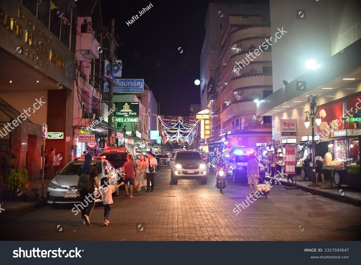 Lee Gardens Plaza - Gallery Photo 3