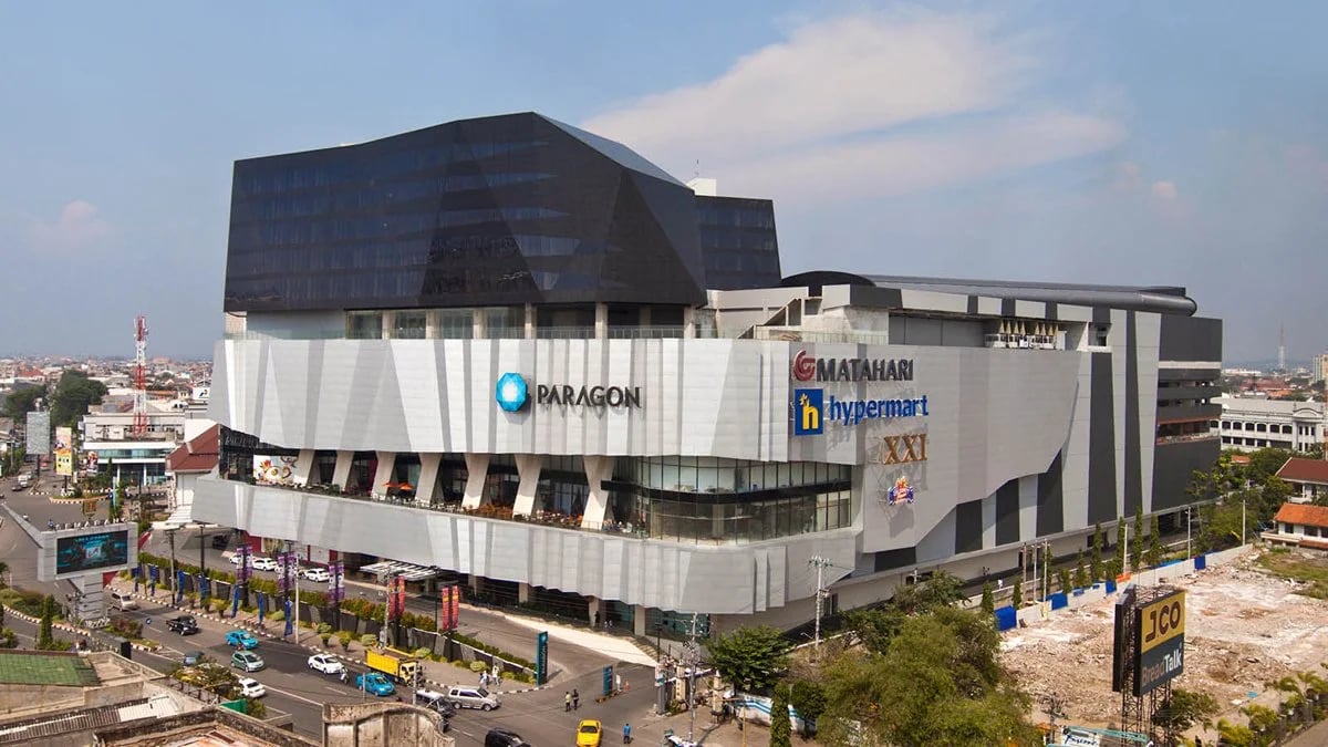 Pollux Mall Paragon - Gallery Photo 2