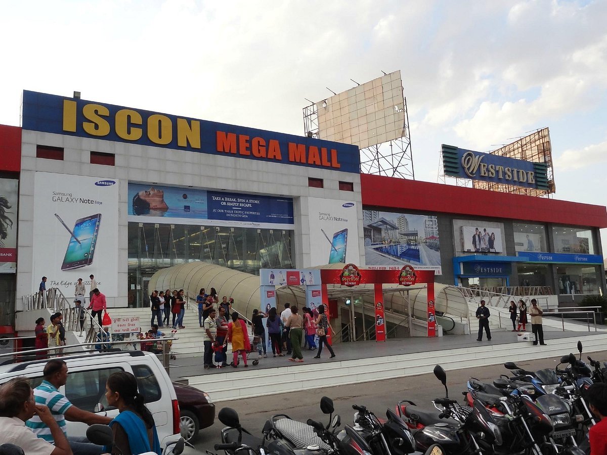 Iscon Mega Mall - Gallery Photo 7