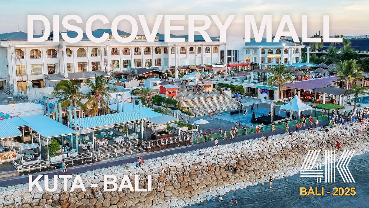 Discovery Shopping Mall - Gallery Photo 8