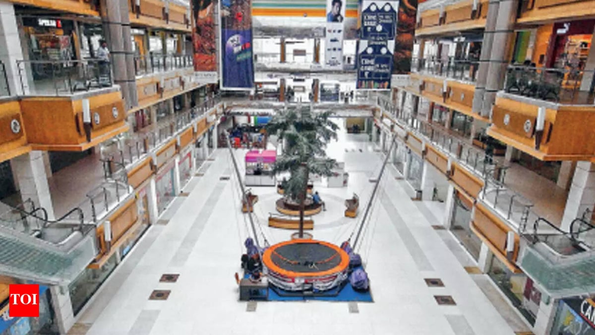 Iscon Mega Mall - Gallery Photo 9