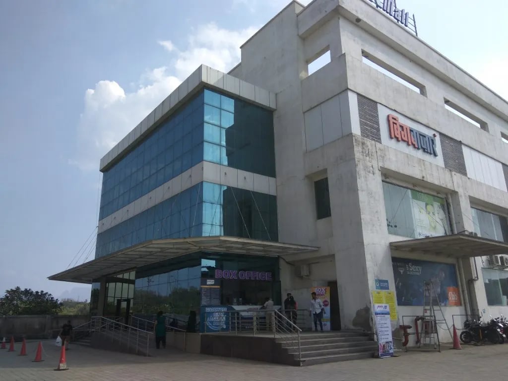N. A. Khan Tower - Gallery Photo 2