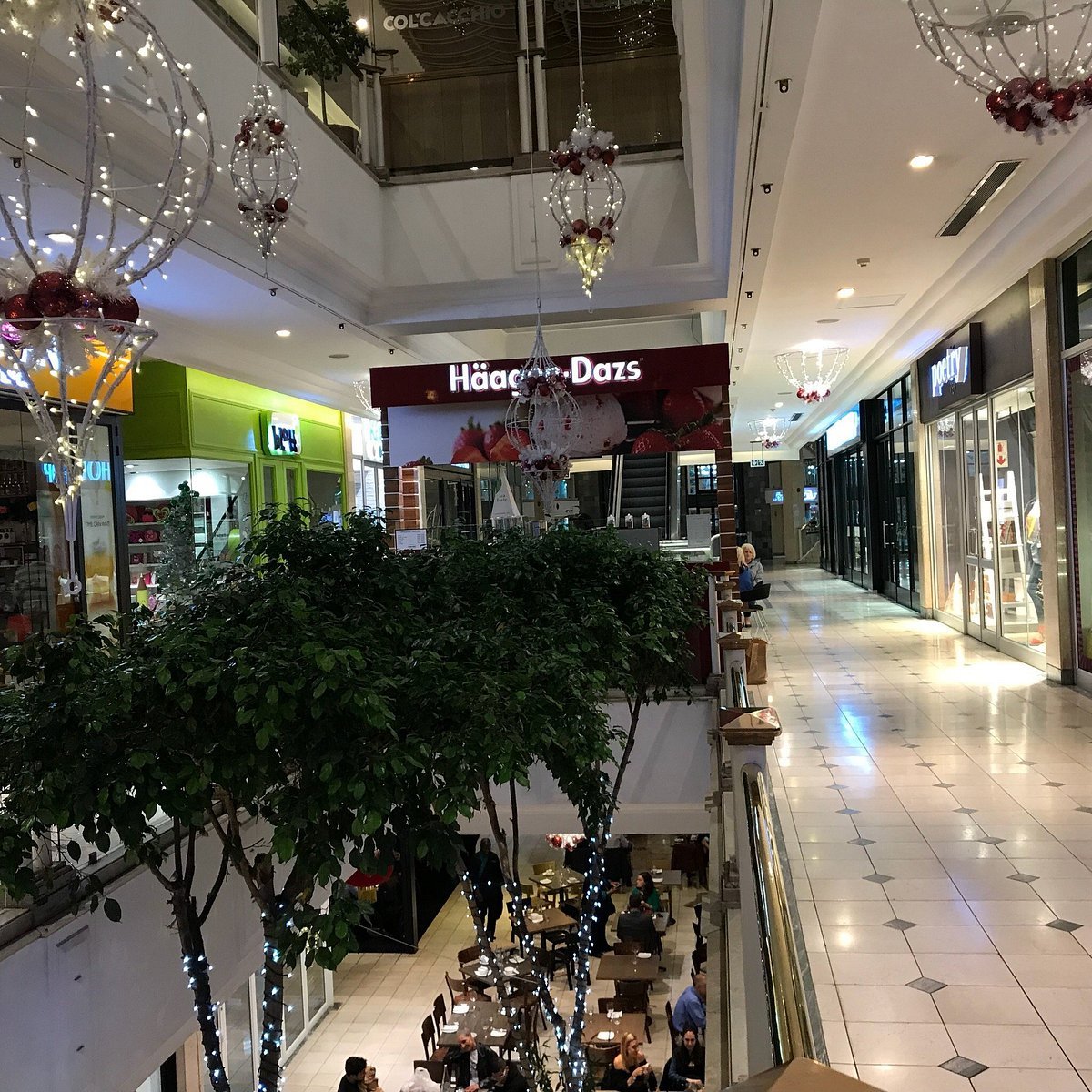 Zone 6 Shopping Centre - Gallery Photo 4