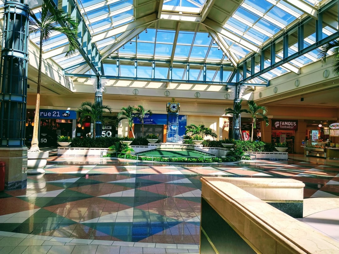 Concord Plaza Mall - Gallery Photo 7