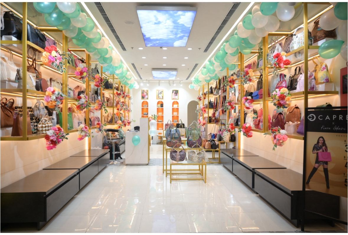 Phoenix United Mall - Gallery Photo 7