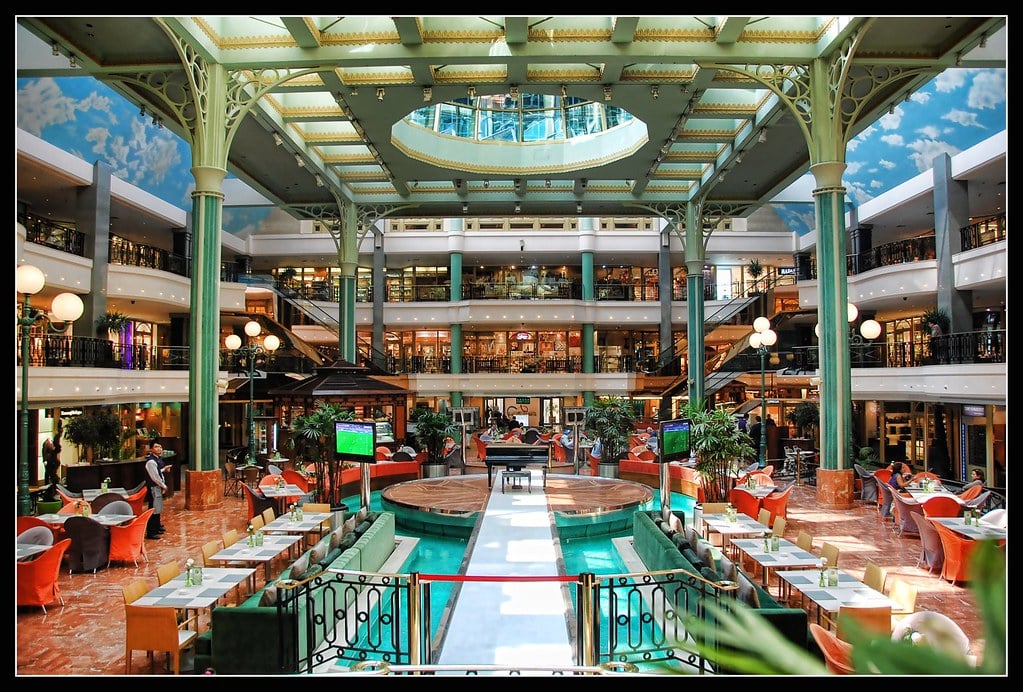 The First Mall - Gallery Photo 4