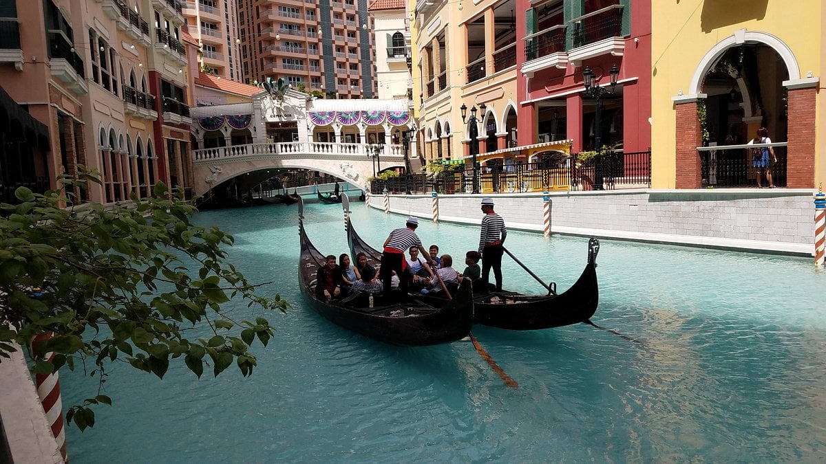 Venice Grand Canal Mall - Gallery Photo 3