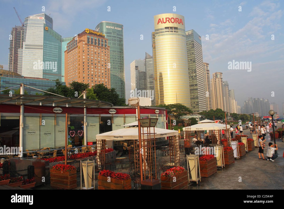 Three On The Bund - Gallery Photo 3