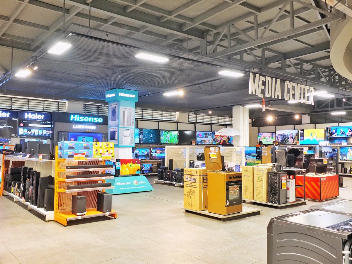 Prestige Plaza - Gallery Photo 7