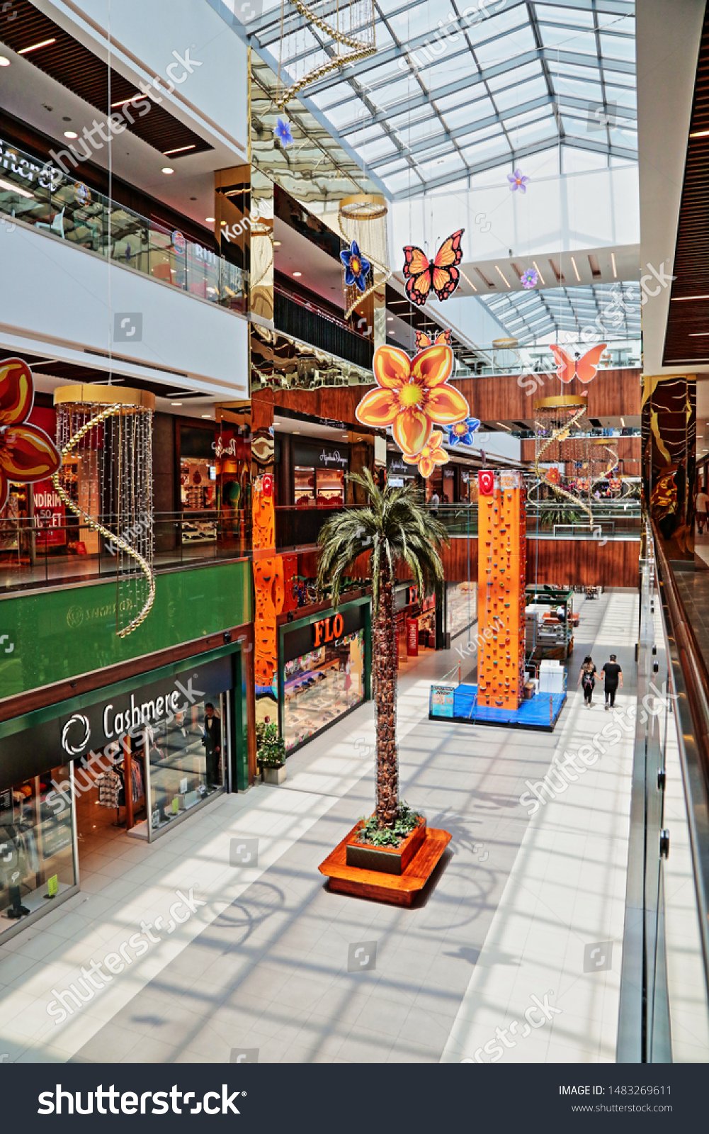 Kulesite Shopping Center - Gallery Photo 5