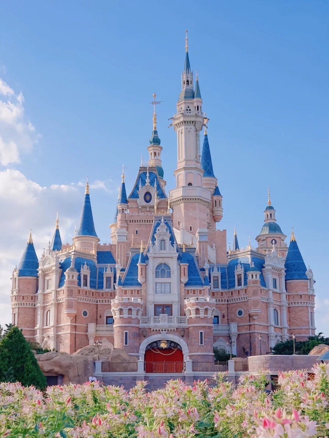 Shanghai Disney Town - Gallery Photo 6