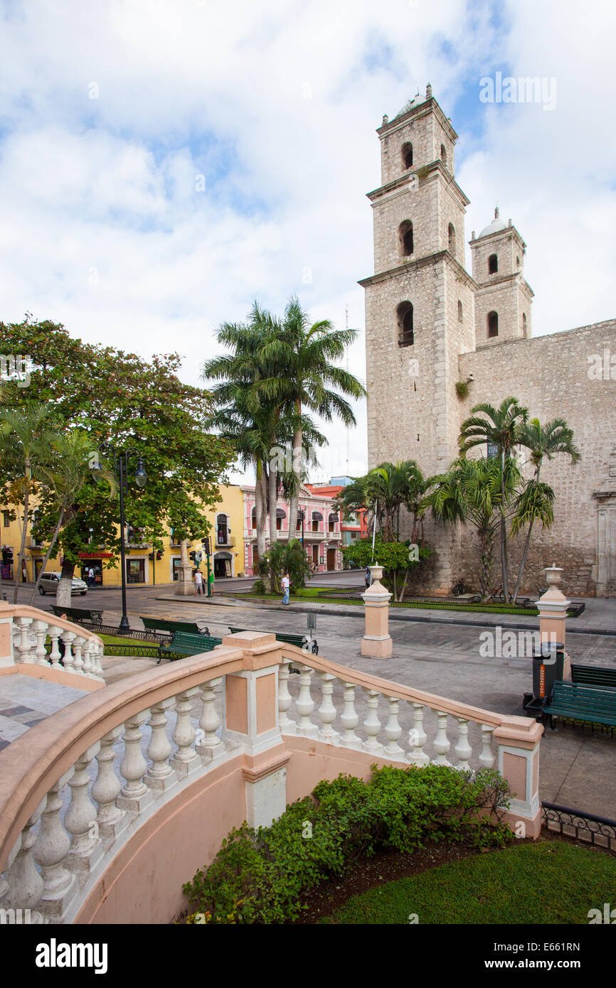 Plaza Las Palmas - Gallery Photo 7