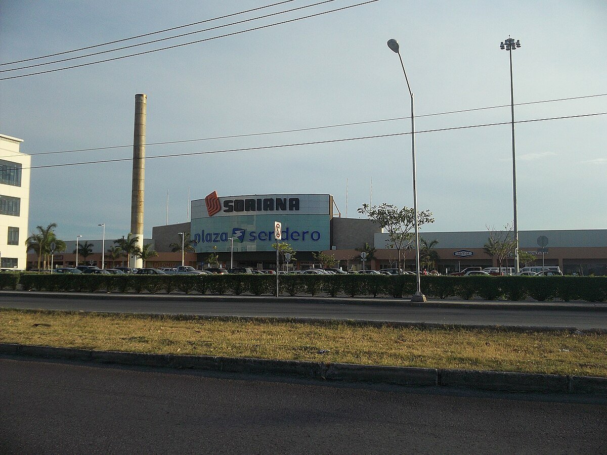 Plaza Sendero Reynosa - Gallery Photo 16