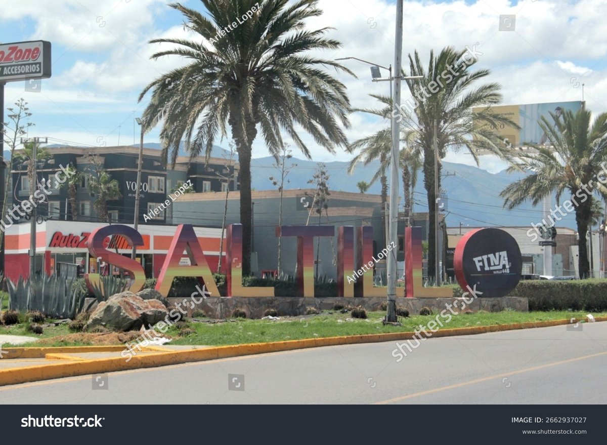 Plaza Town Saltillo - Gallery Photo 2