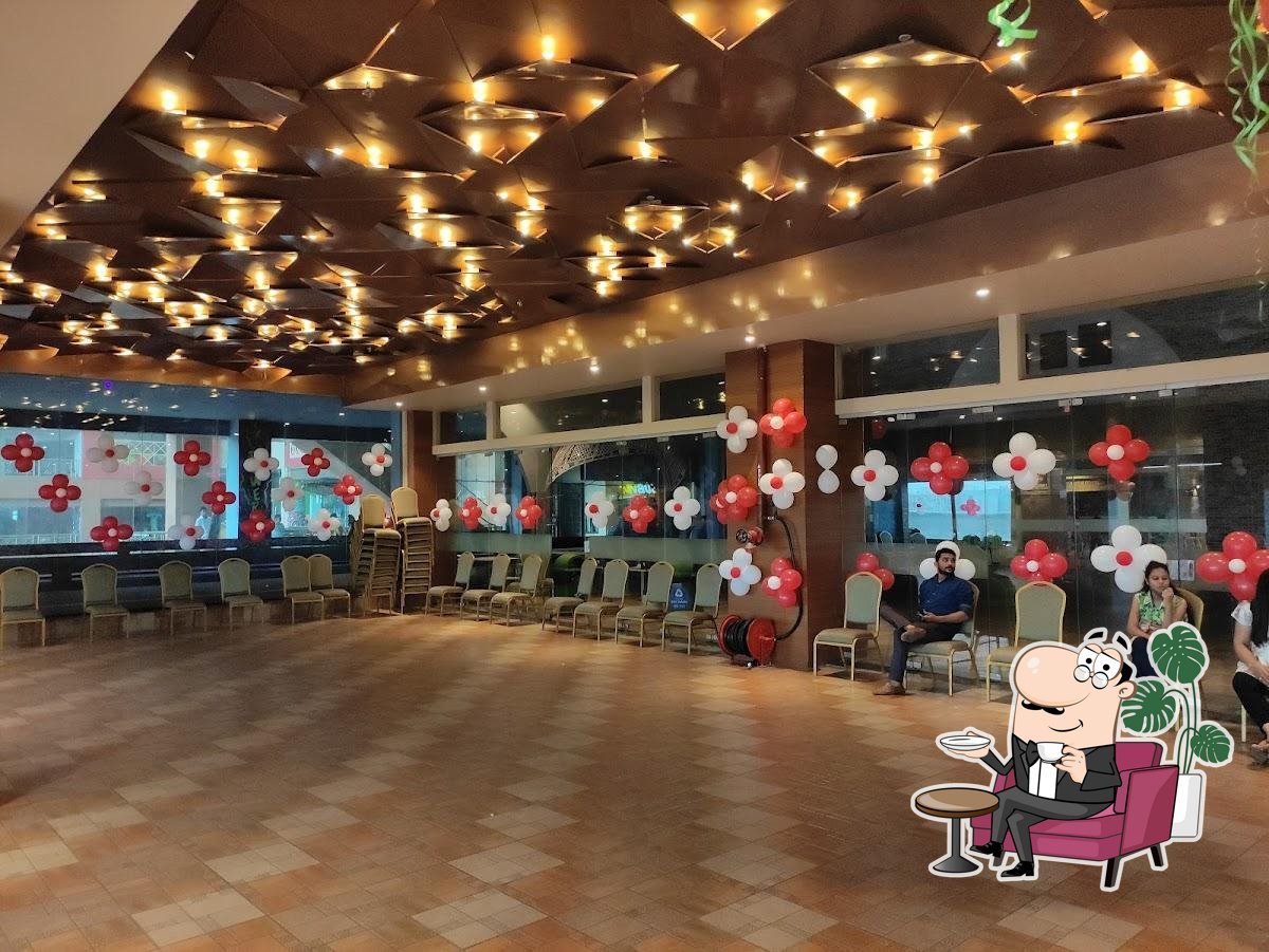 Arved Transcube Plaza The Family Mall - Gallery Photo 6