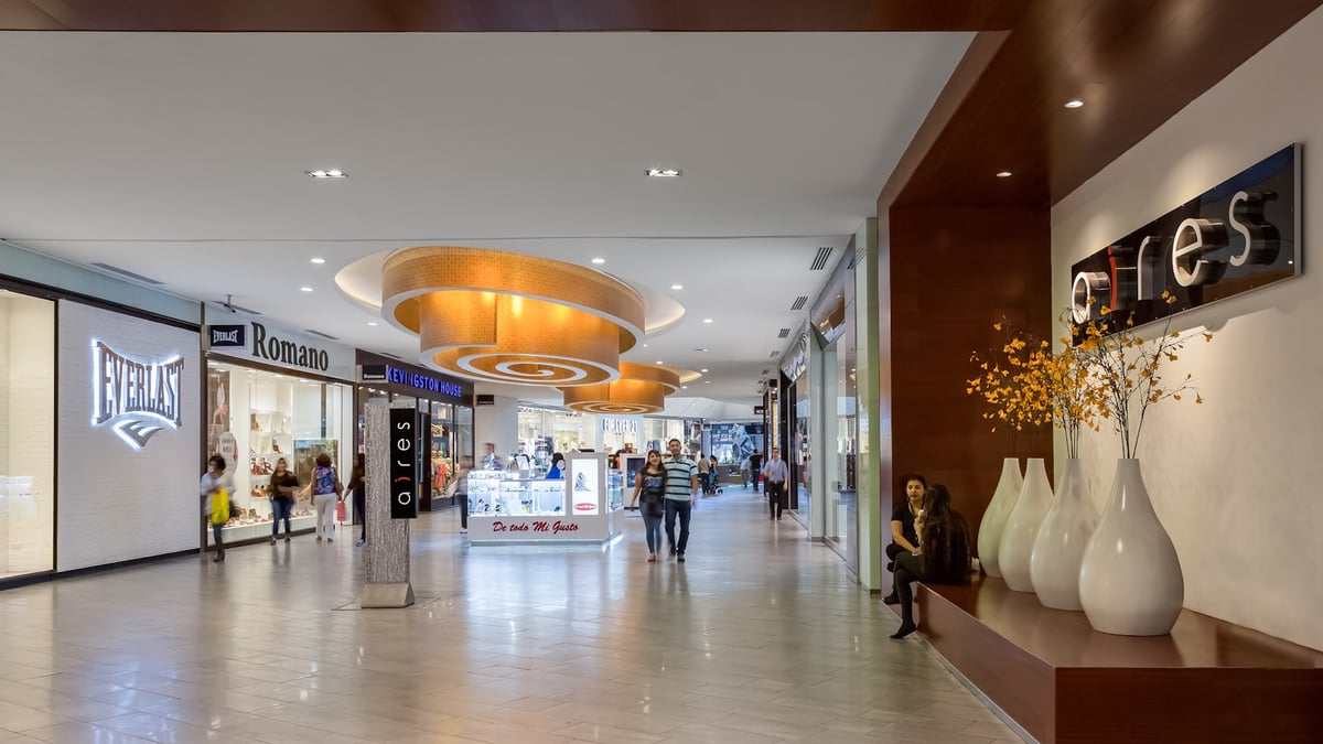 Mall Plaza Oeste - Gallery Photo 7