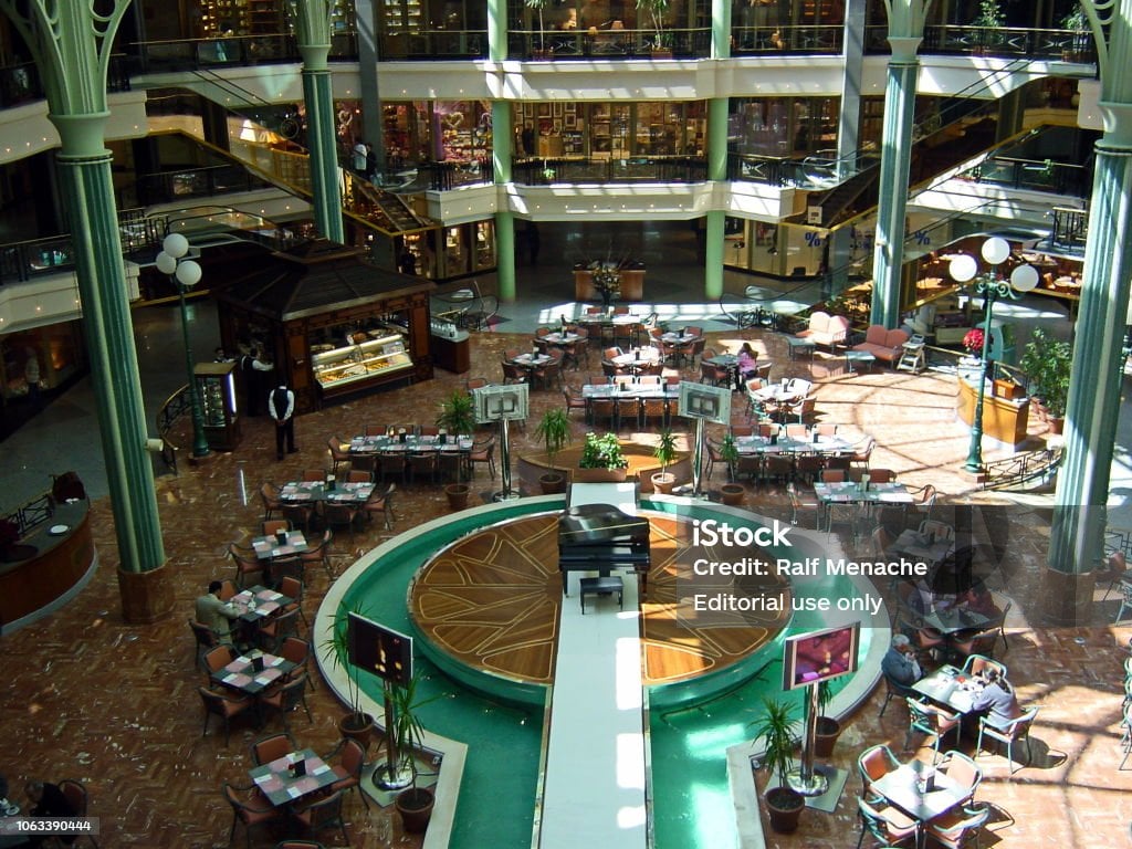 Mall Of Happiness - Gallery Photo 2