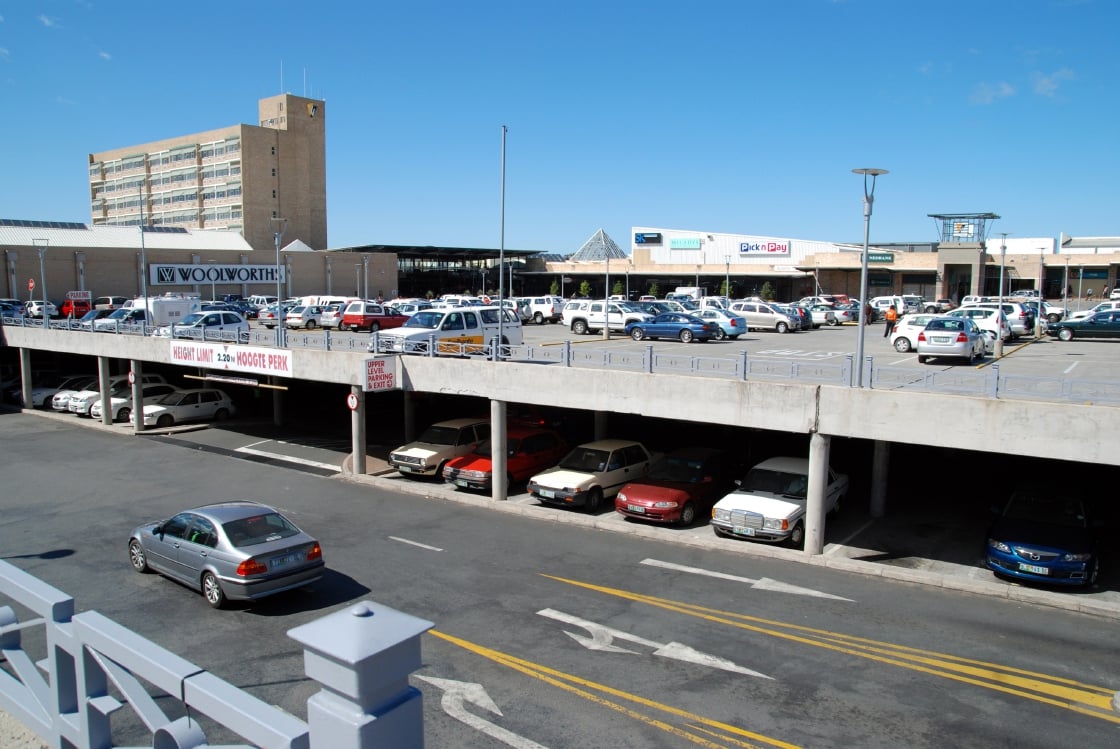 Vincent Park Shopping Centre - Gallery Photo 3
