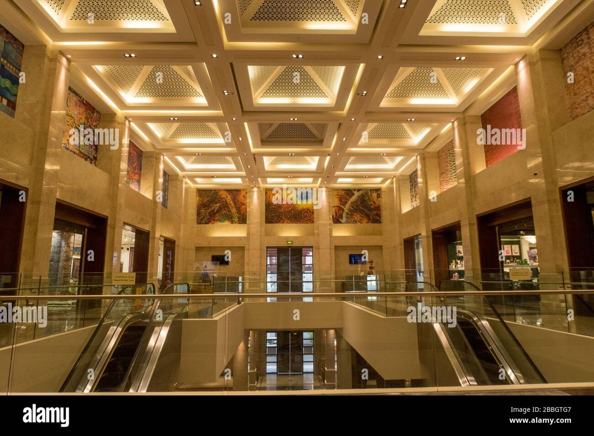 Opera Galleria - Gallery Photo 6