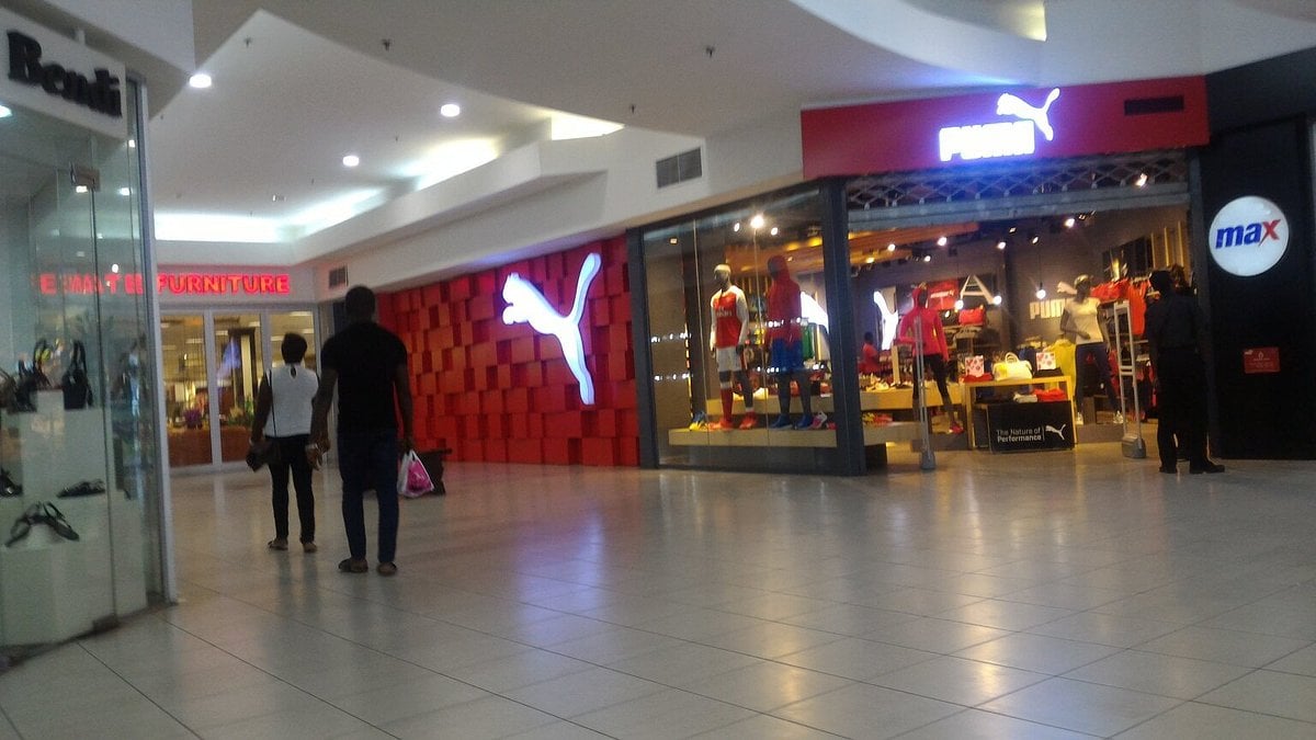 Ideal Shopping Complex - Gallery Photo 3