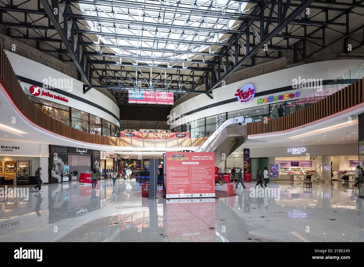 Central Park Shopping Centre - Gallery Photo 8