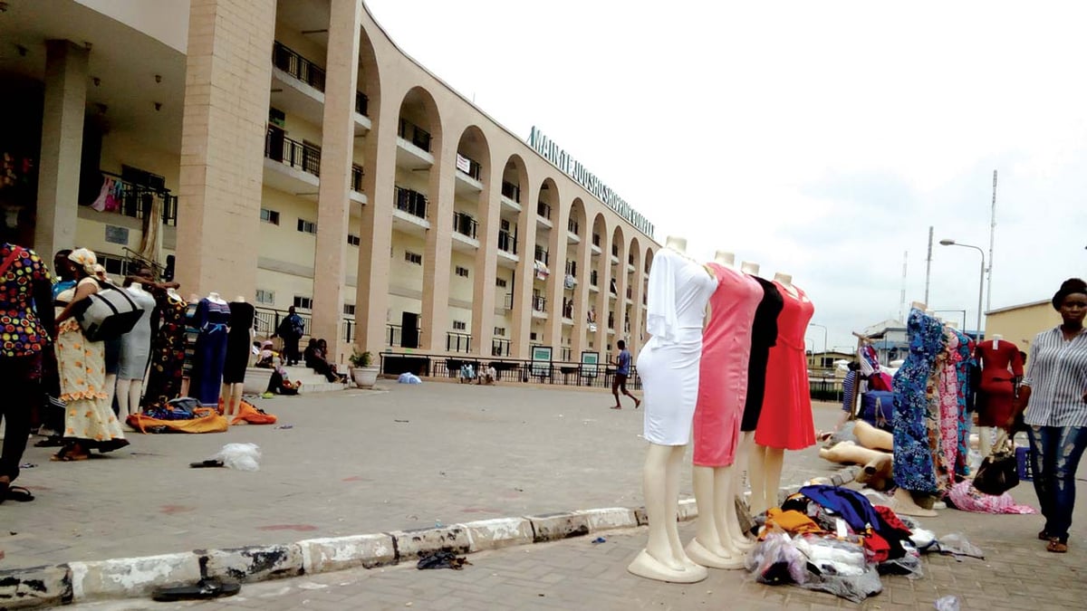 Tejuosho Shopping Mall - Gallery Photo 8