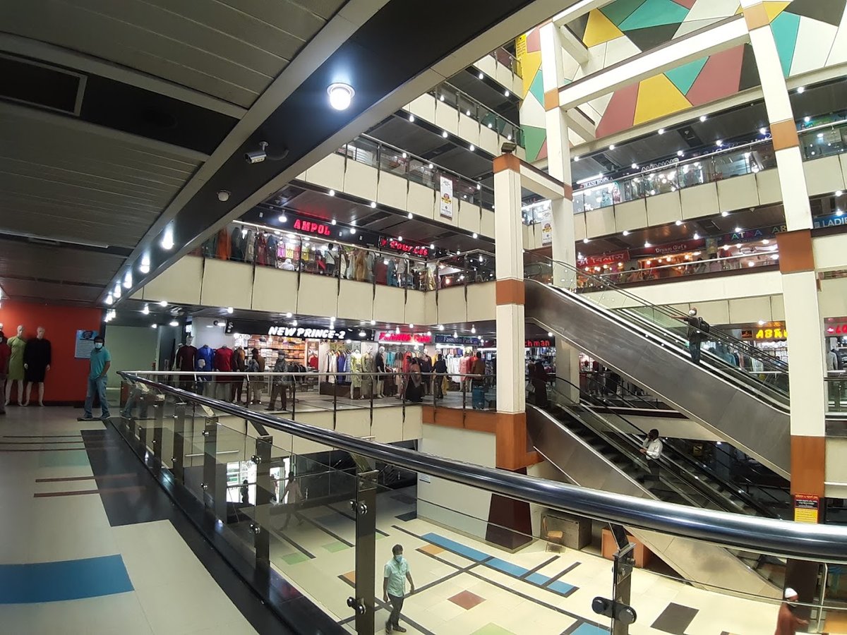 Polwel Shopping City - Gallery Photo 1