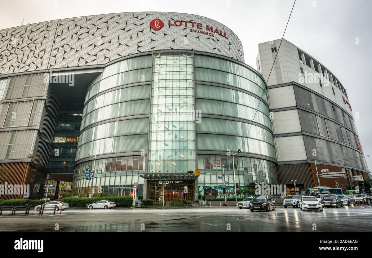 Lotte Department Store Busan Main - Gallery Photo 1