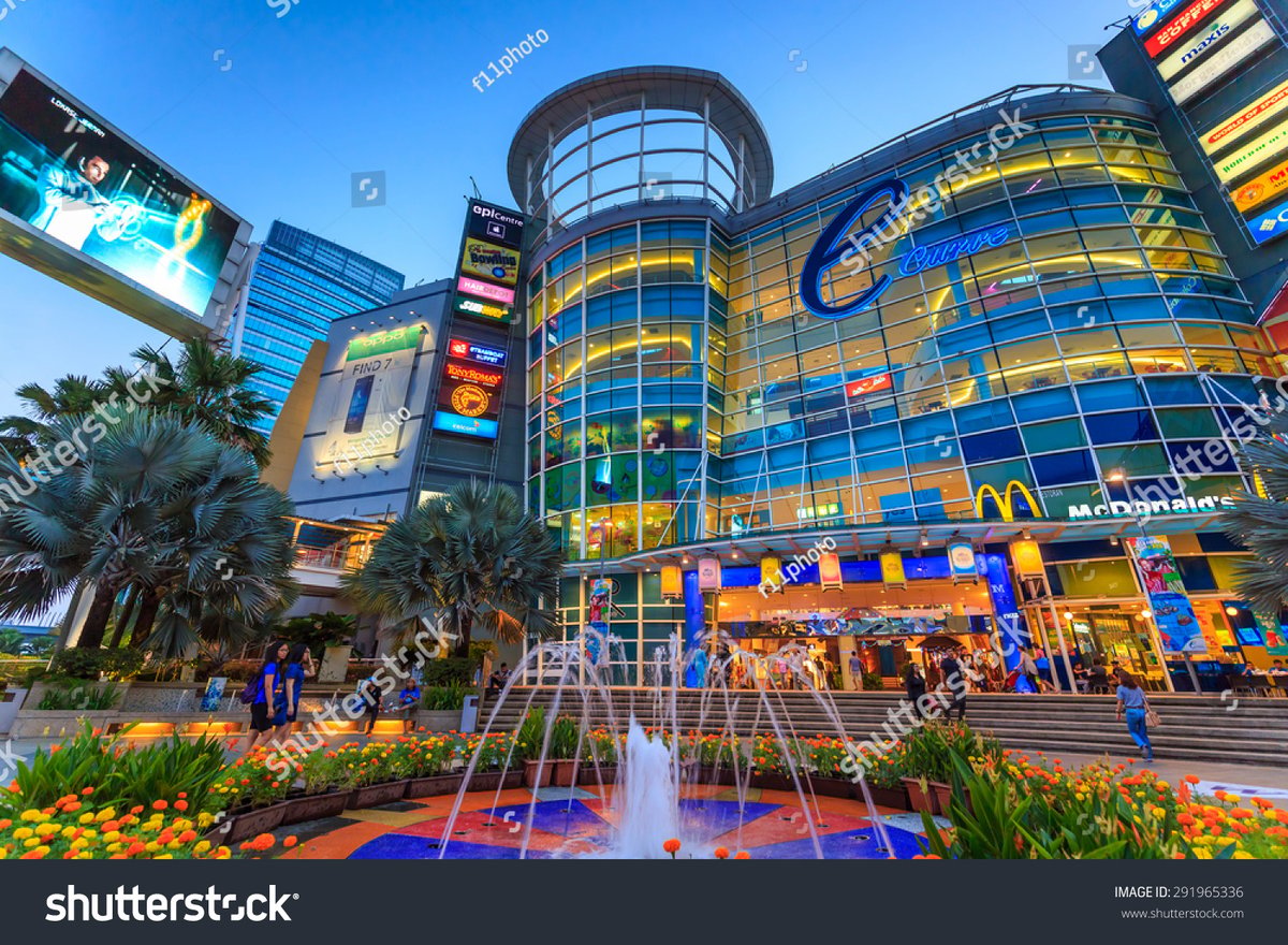 The Curve Shopping Mall - Gallery Photo 2