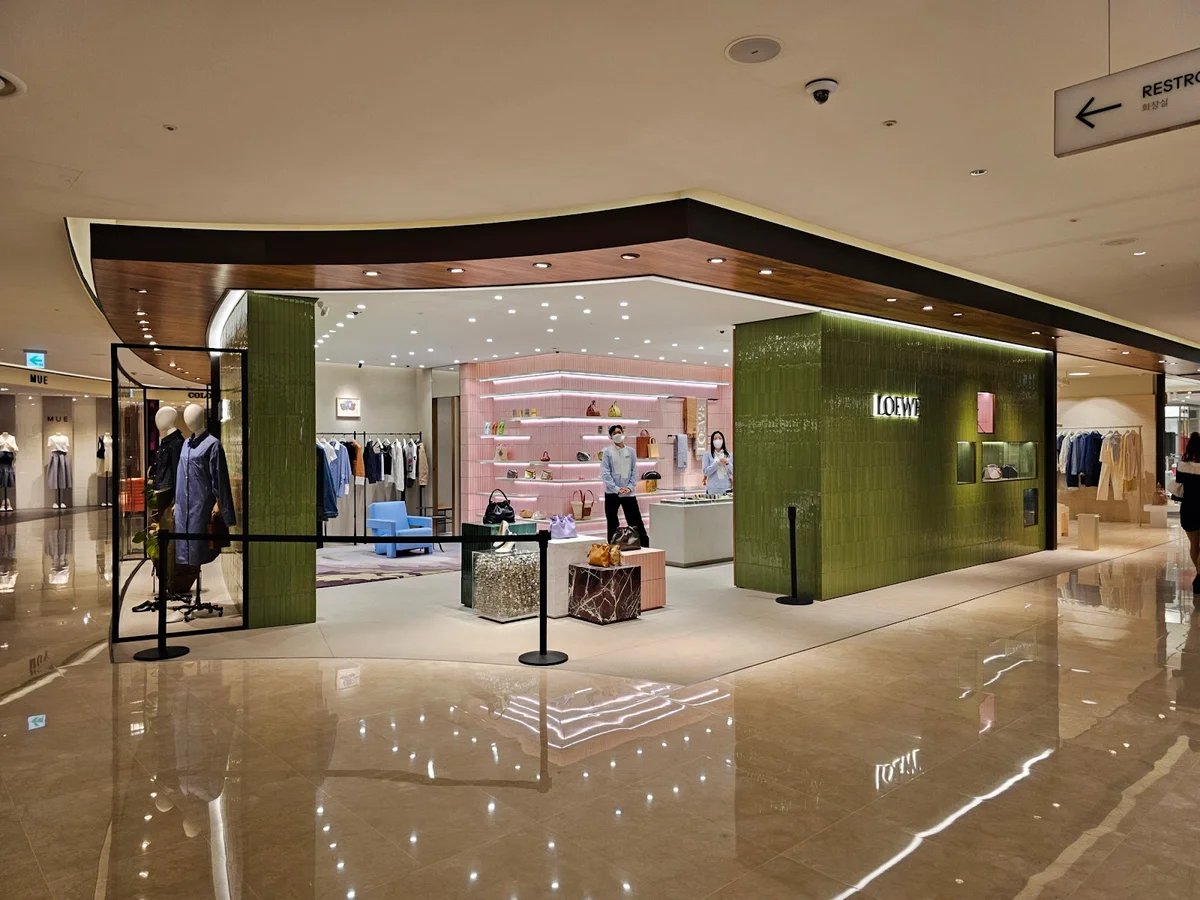 Hyundai Department Store Apgujeong Main Store - Gallery Photo 3