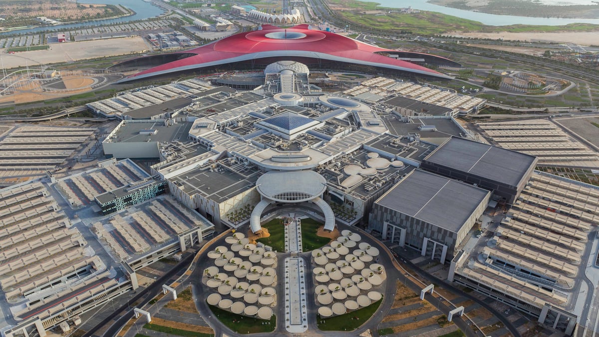 Yas Mall - Gallery Photo 16
