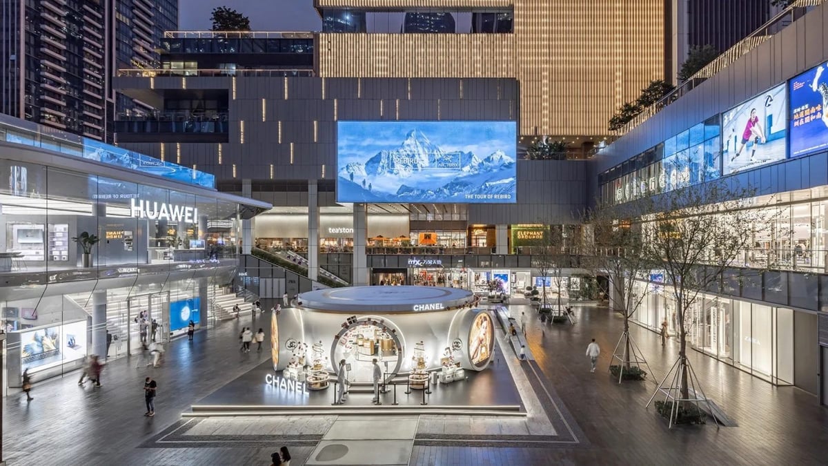 Elephant Road Shopping Complex - Gallery Photo 7