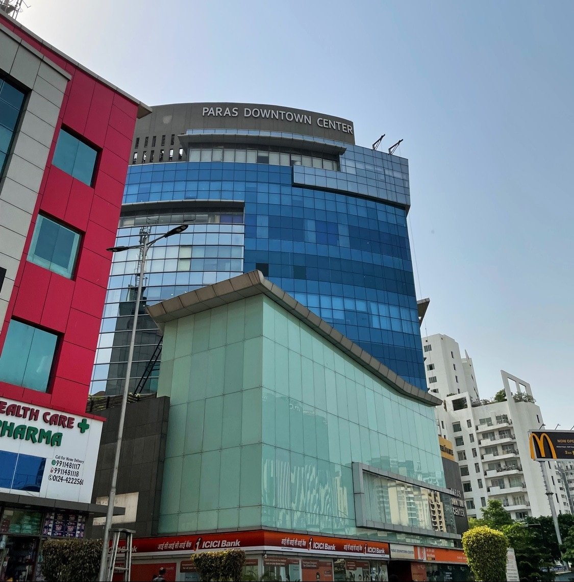 Paras Downtown - Gallery Photo 7